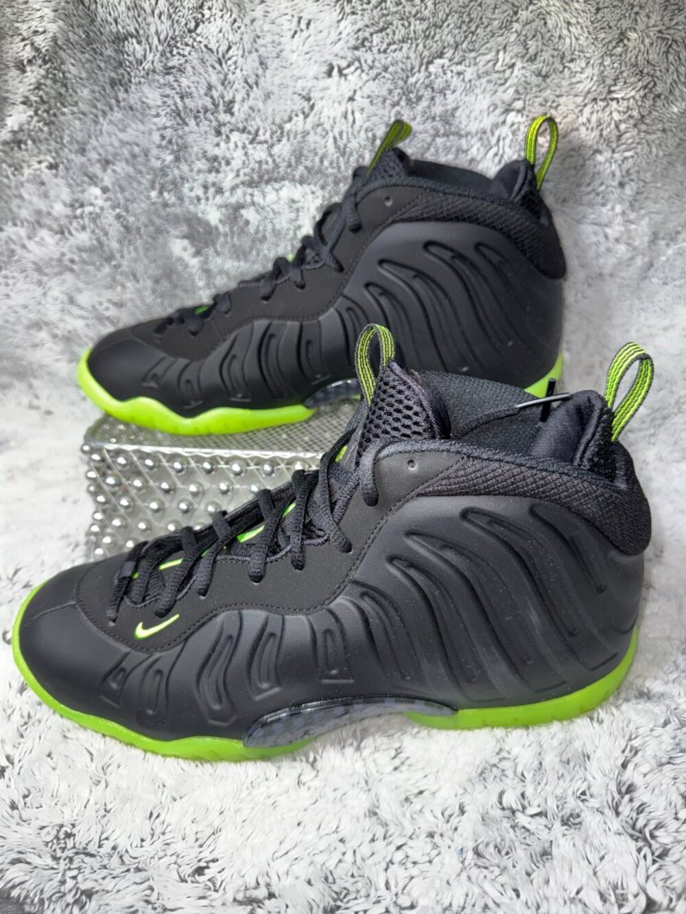 BNIB! Nike Little Posite One Black Volt GS HF0977-001 Size 7Y/Women's 8.5